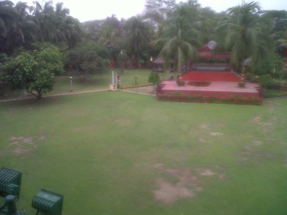 Palm Village Resort Calcuta Exterior foto